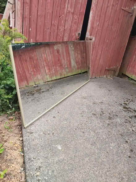 Photo of free Sliding Wardrobe Door (Bedlington NE22) #1