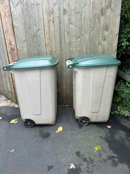 Photo of free Trash cans (Fairland) #2