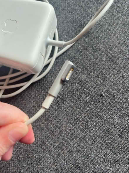 Photo of free MagSafe Mac power supply (Calcot RG31) #2