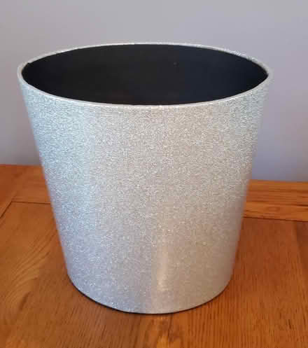 Photo of free Silver Sparkly Litter Bin (South Woodham Ferrers) #1