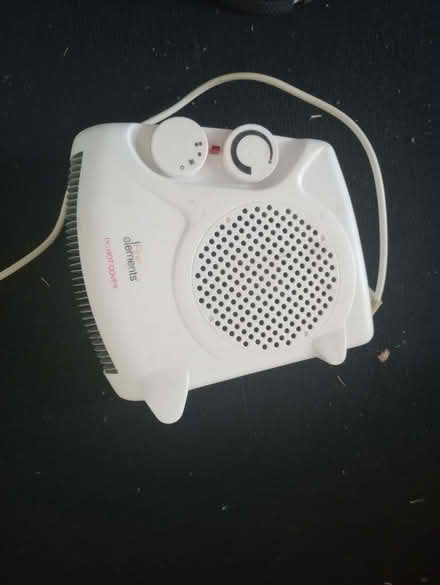 Photo of free Fan heater. (Churchgate EN8) #2