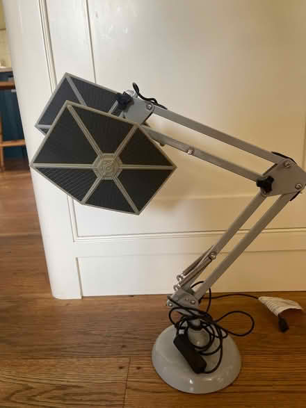 Photo of free Sta wars light (South Leigh OX29) #1