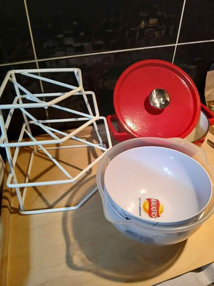 Photo of free Various Kitchen Items (Eccleshill BD2) #1