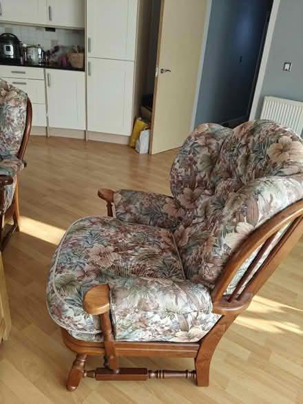 Photo of free 4 seater sofa and coffee Table (Rotary way CO3) #4