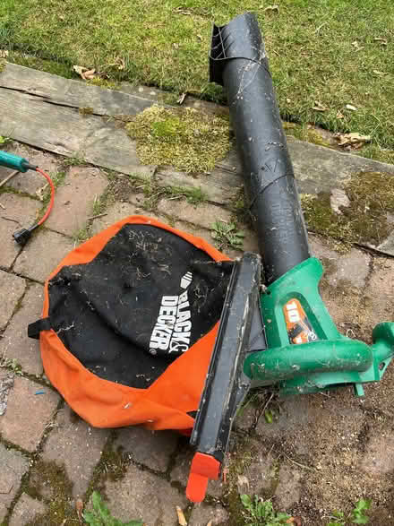 Photo of free Assorted garden tools (Richings Park SL0) #3