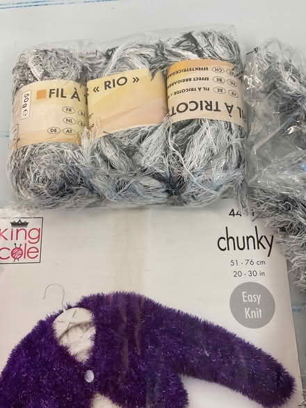 Photo of free Eyelash wool and pattern (Quernmore LA1) #2