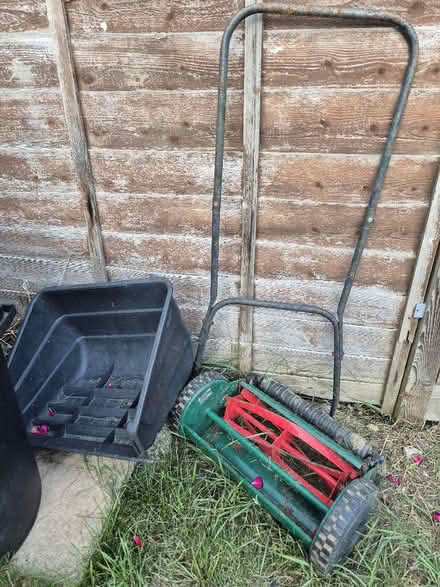 Photo of free Push mower (Yeovil BA21) #1