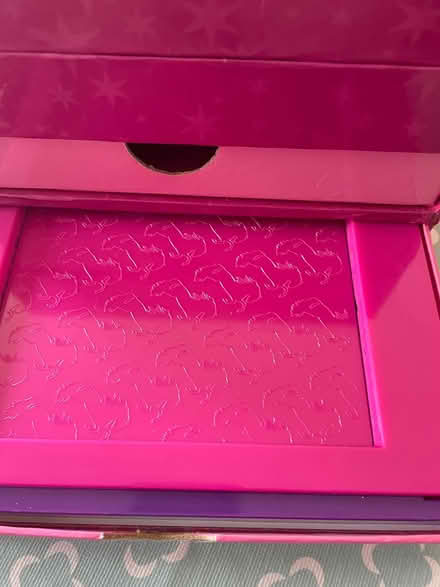 Photo of free Bella Sara box (Milton (Thompson and Derry)) #4