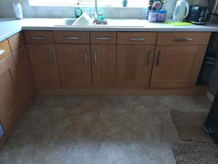 Photo of free Kitchen cabinets (Ashingdon SS4) #2