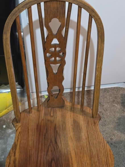 Photo of free Solid wood round table (Spanaway) #1