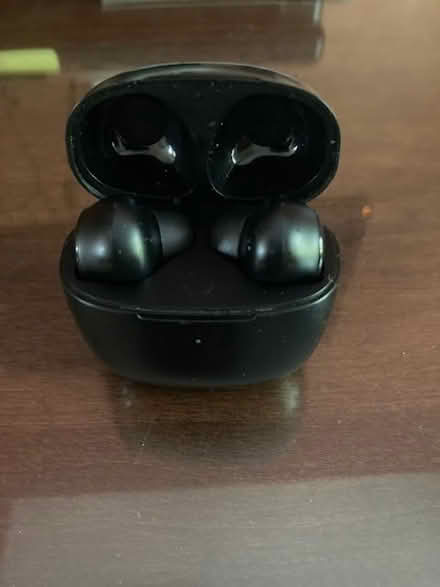 Photo of free Earfun air buds (Near Dal) #2