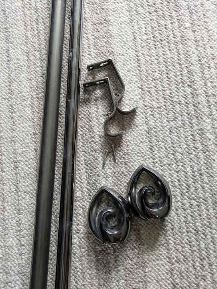 Photo of free Curtain pole and finials (Roffey) #2