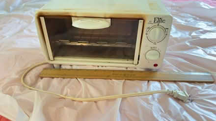 Photo of free Small Toaster Oven (Industrial North West) #1