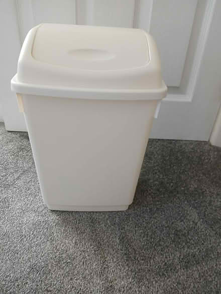 Photo of free Small 12L swing bin (Wallisdown BH12) #1