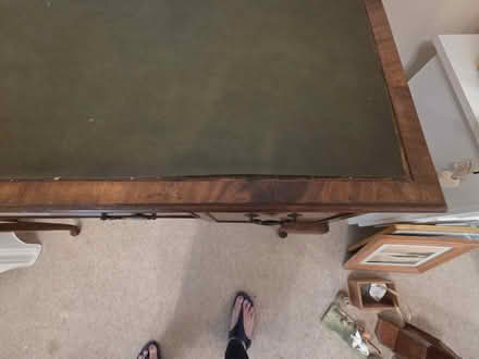 Photo of free Elegant desk (Quorn LE12 8) #2
