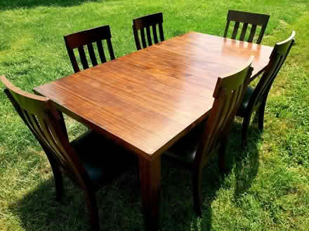 Photo of free Dining Room Table with 6 Chairs (Front Royal) #1