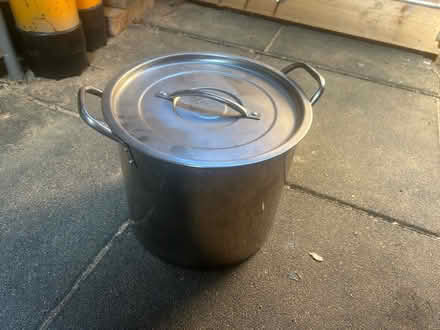 Photo of free Big pan (Upper Beeding) #1