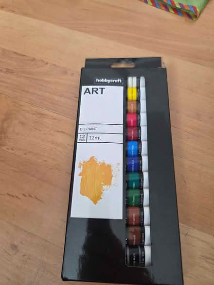 Photo of free Oil paints (Holmer Green HP15) #1