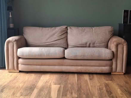 Photo of free Sofa (RG12 Great Hollands) #2