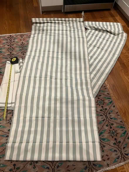 Photo of free set of 3 Roman shades (Capitol Hill 20002) #2
