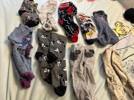 Photo of free Disney Socks size 4-7 (Me58en) #2
