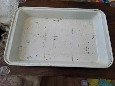 Photo of free Trays assorted sizes (S8 Lowedges) #1