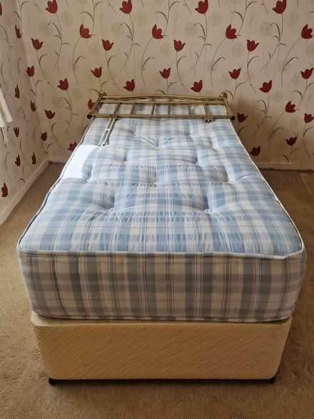 Photo of free Single bed (Maryhill G20) #1