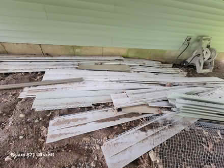 Photo of free Aluminum siding (Woodbridge, CT) #2