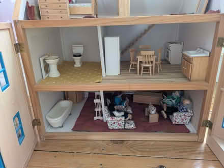 Photo of free Doll's house (Florence Park OX4) #2