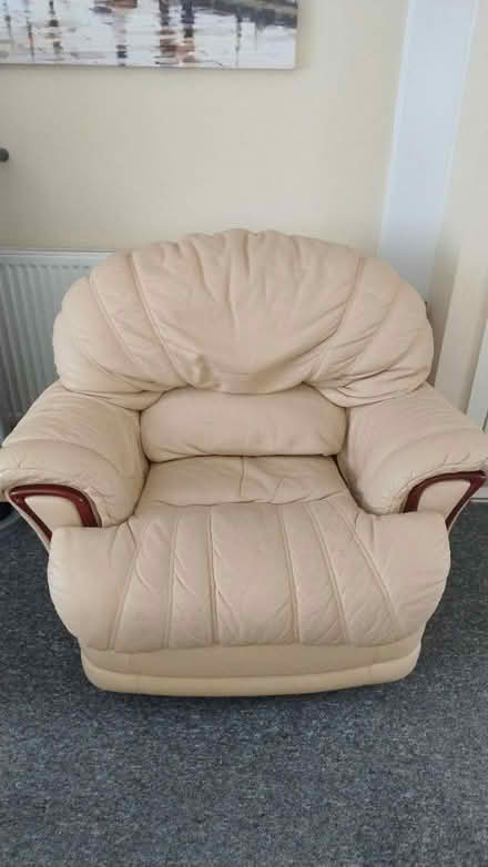 Photo of free 3 seater and a recliner (Weoley castle) #3