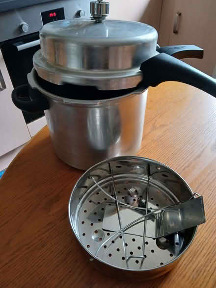 Photo of free Pressure cooker (needs attention) (Walkley S6) #1