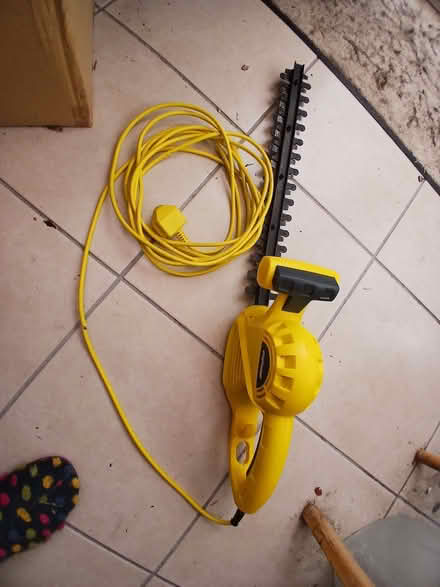 Photo of free Electric Hedge Trimmer (Hailsham BN27) #1