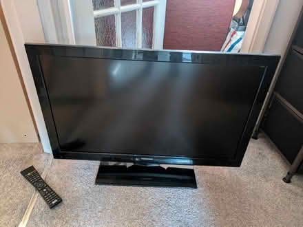 Photo of free TV with intermittent sound (Wolverhampton WV10) #1