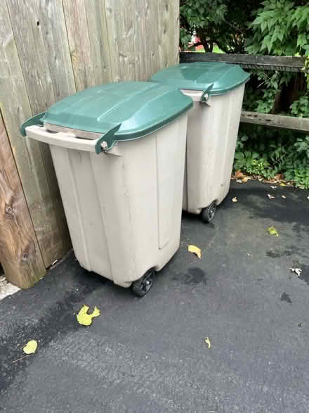Photo of free Trash cans (Fairland) #1