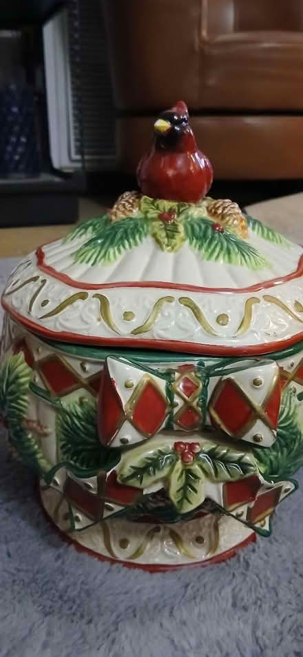 Photo of free Holiday soup tureen (Longwood) #2