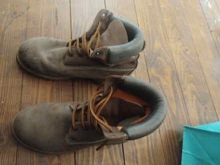 Photo of free Size 7 boots (Kidlington OX5) #1