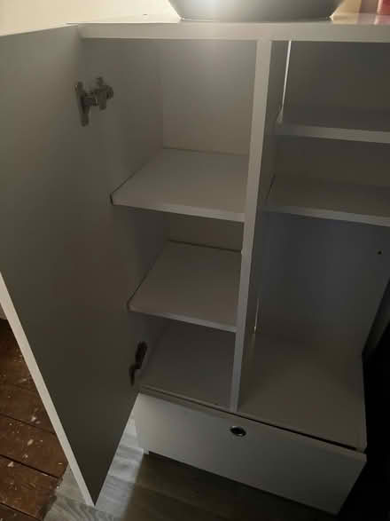 Photo of free Storage unit (Colney Hatch N10) #4