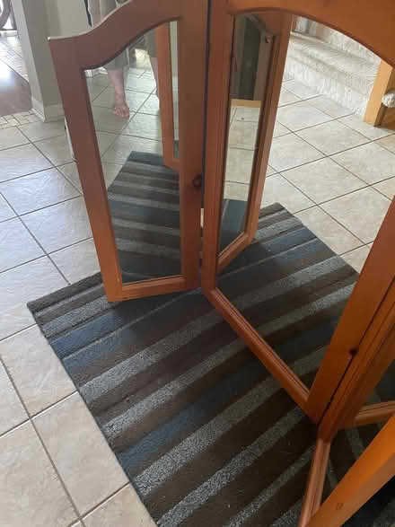 Photo of free Tri-fold mirror (Milton (Thompson and Derry)) #2