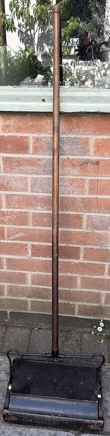 Photo of free Manual carpet sweeper, early c20 (Beeston NG9) #4