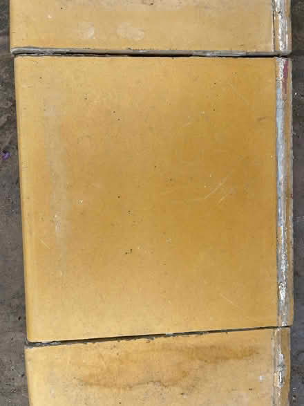 Photo of free X6 original 1949 quarry tiles (Northaw EN6) #2