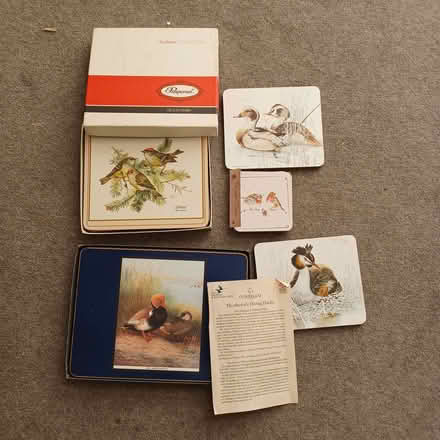 Photo of free vintage placemats & coasters, all bird-themed (Summertown OX2) #1