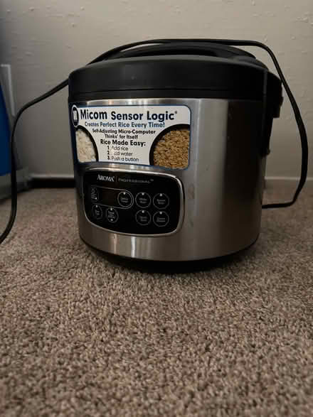 Photo of free Aroma Professional Rice Maker (Walnut Creek) #2