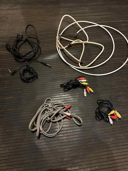 Photo of free Miscellaneous cables (Ossining, NY) #1