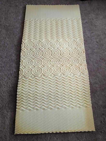 Photo of free 1.25" Foam Mattress Topper (Auburn) #1