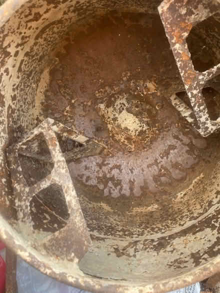 Photo of free Cement mixer (building site style) (Harrogate HG1) #3