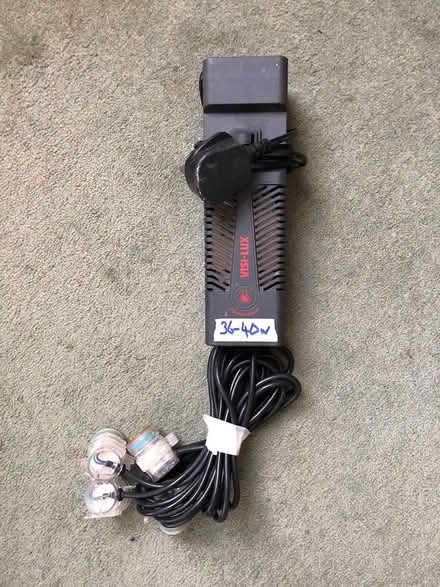 Photo of free Aquarium Fluorescent lighting (Leyton near the Tube.) #1