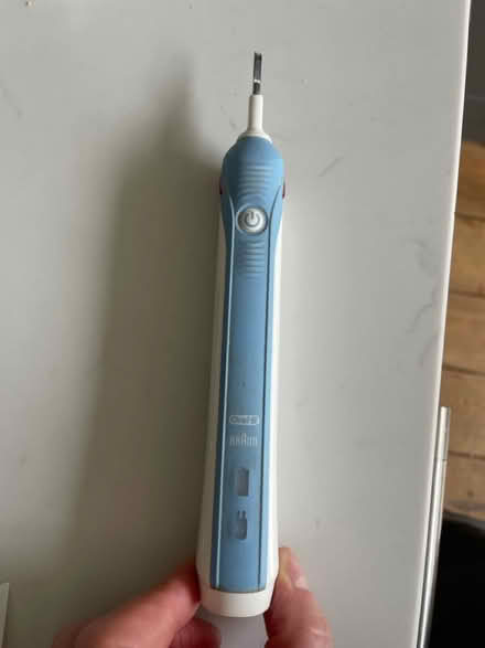 Photo of free Electric toothbrush without heads (SW16) #1