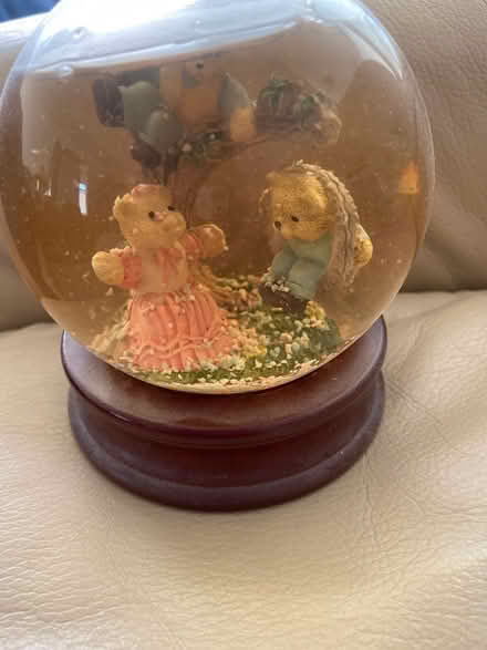 Photo of free Little bears snowglobe (Near Square One) #1