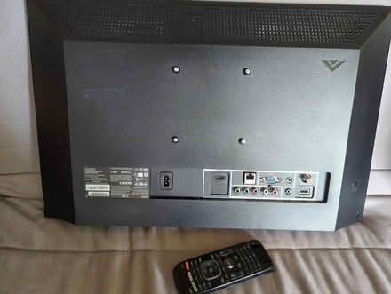 Photo of free 24" Vizio smart tv (Oswego) #2