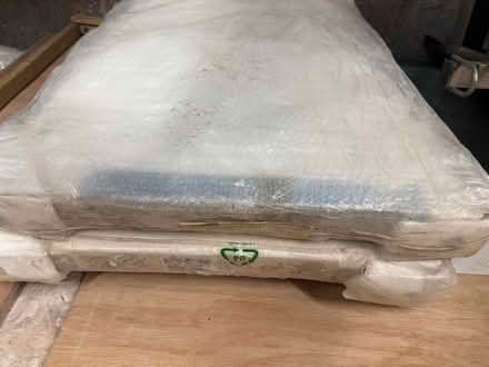 Photo of free Kudox Single Radiator 100cm L x 60cm H (Clutton Hill) #3